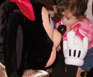 Disney Friends and Minnie Mouse Honor Moms
