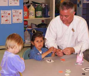 Disney Friends and Minnie Mouse Honor Moms