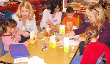 Disney Friends and Minnie Mouse Honor Moms