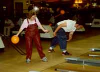 peer buddy bowling night